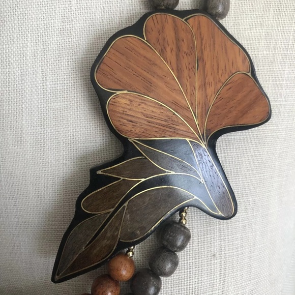 Boho Wood Gold Inlay Statement Pendant Necklace Artisan Flower Leaves Beads 26" - Picture 3 of 5